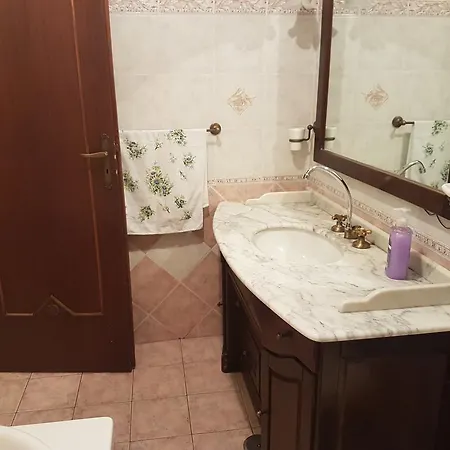 Casa In Affitto Gerace
